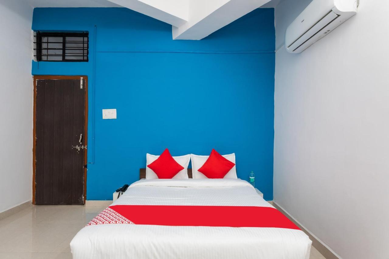 Oyo Hotel Convivial Paradise Shamsgarh Exterior photo