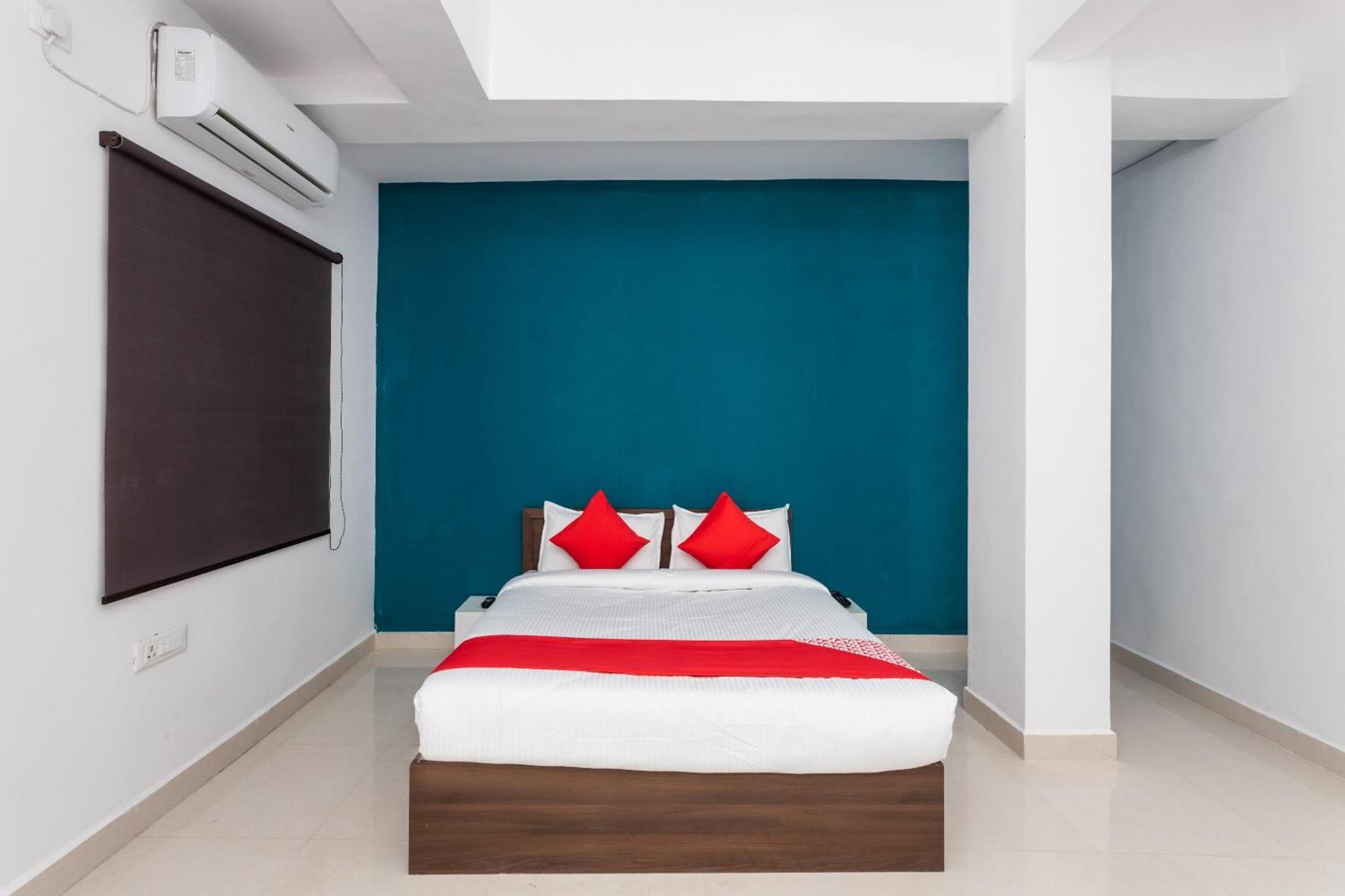 Oyo Hotel Convivial Paradise Shamsgarh Exterior photo
